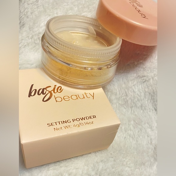🍌🍌-Setting Powder-🍌🍌 - Picture 9 of 10
